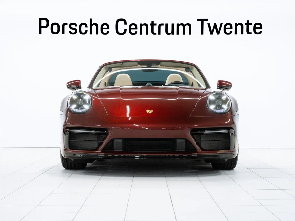 Porsche 992 Heritage Design Edition