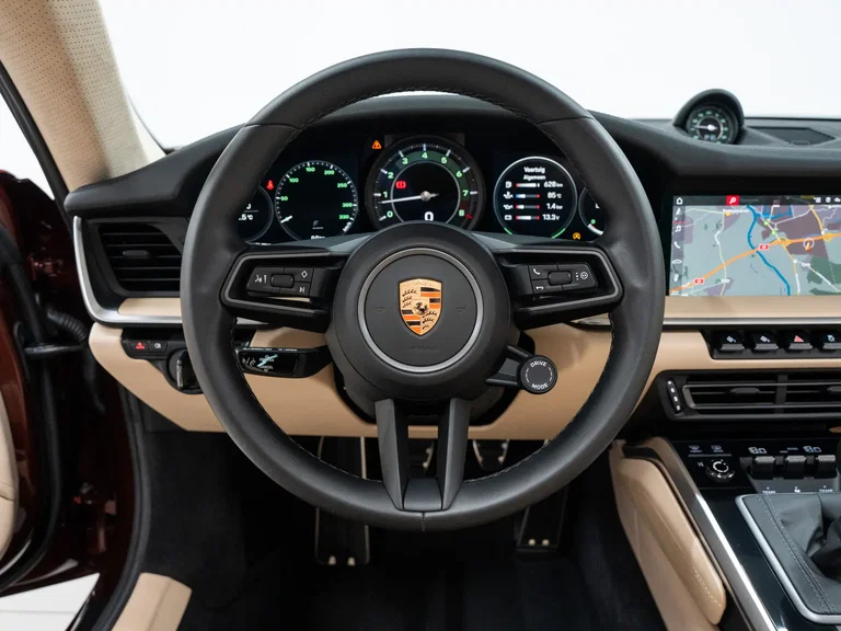 Porsche 992 Heritage Design Edition