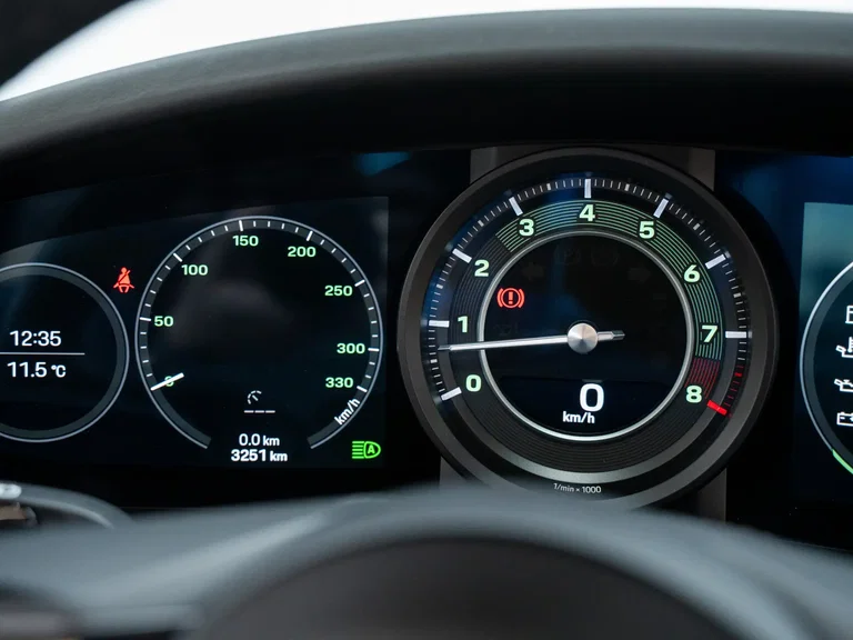 Porsche 992 Heritage Design Edition