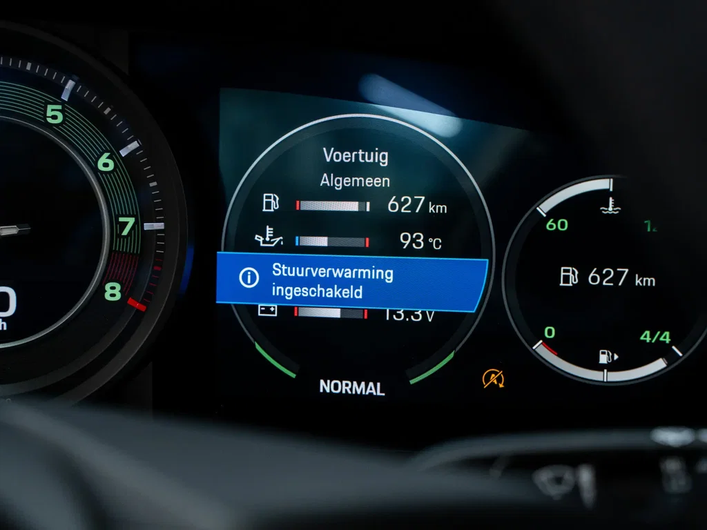 Porsche 992 Heritage Design Edition