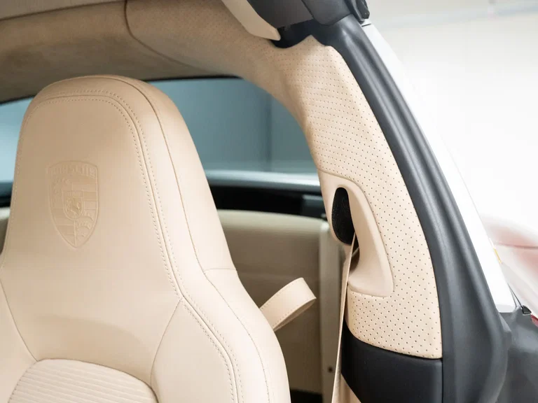 Porsche 992 Heritage Design Edition