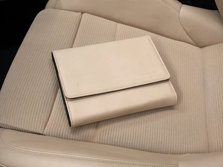 Porsche 992 Heritage Design Edition