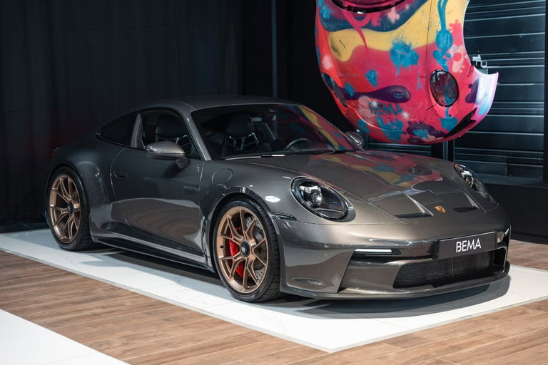 Porsche 992 GT3 Touring