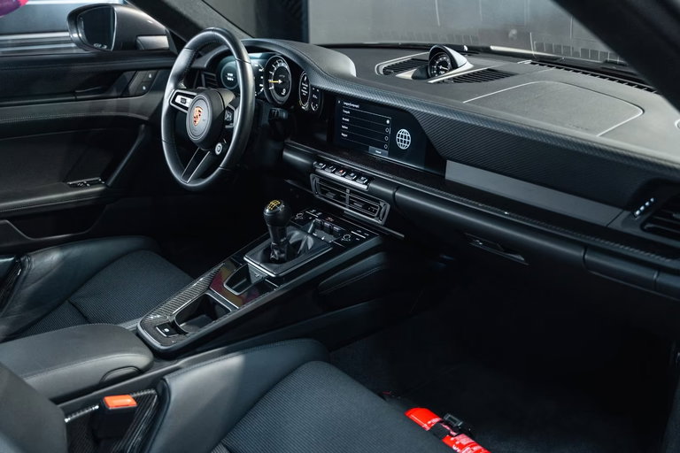 Porsche 992 GT3 Touring
