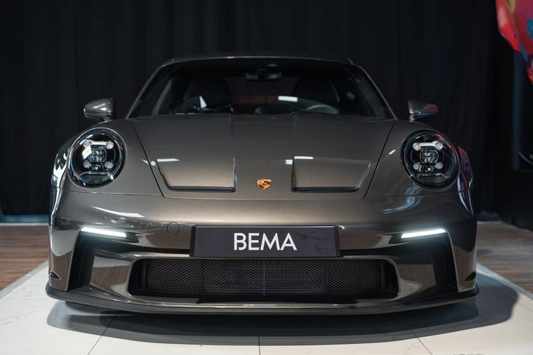 Porsche 992 GT3 Touring