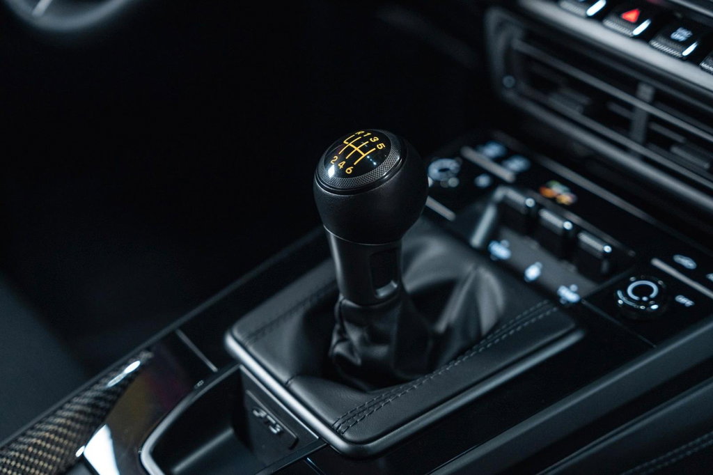 Porsche 992 GT3 Touring