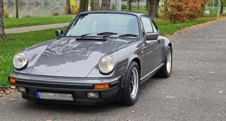 Porsche 911 Carrera 3.2