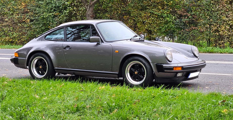 Porsche 911 Carrera 3.2