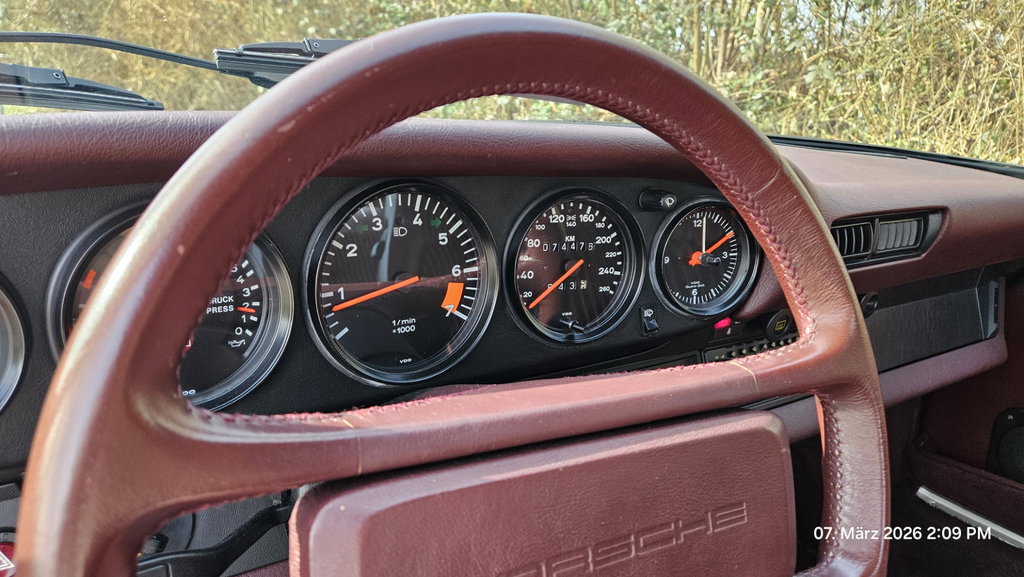 Porsche 911 Carrera 3.2