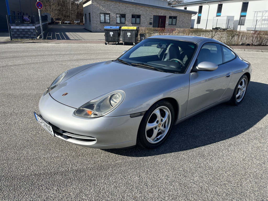 Porsche 996 Carrera