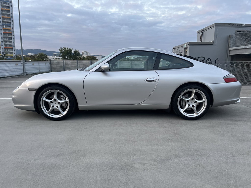 Porsche 996.2 Carrera 4