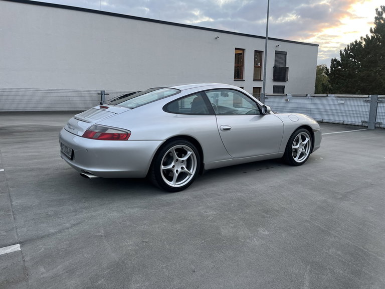 Porsche 996.2 Carrera 4