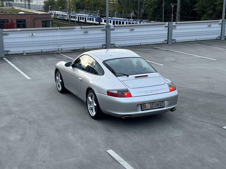 Porsche 996.2 Carrera 4