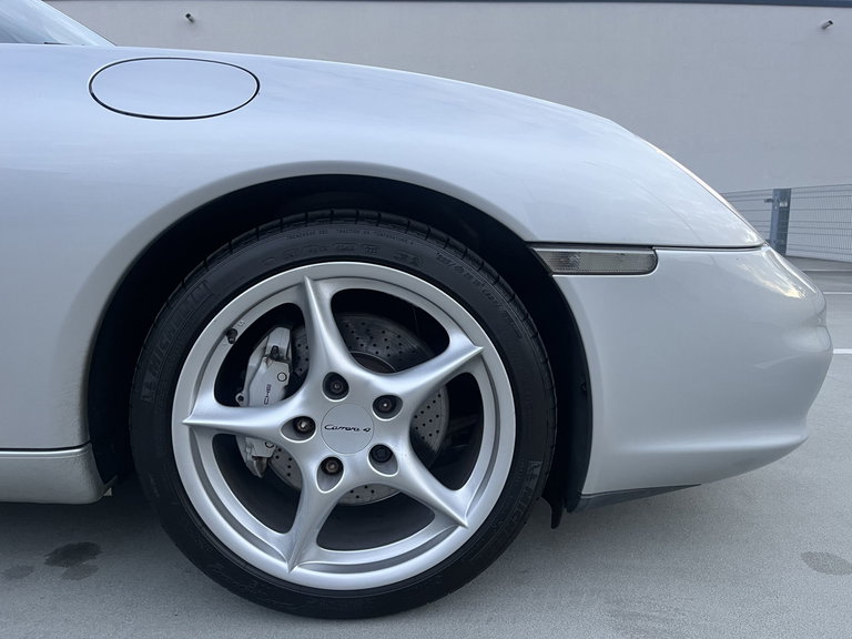 Porsche 996.2 Carrera 4