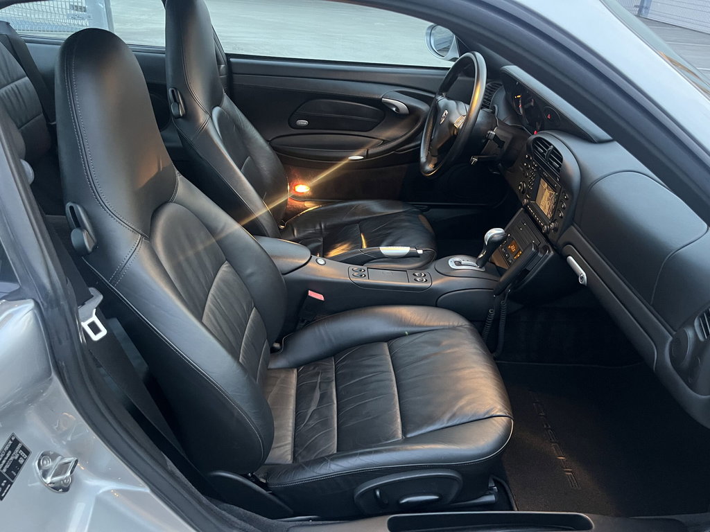 Porsche 996.2 Carrera 4