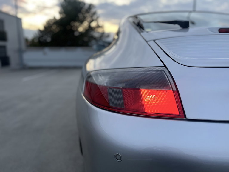 Porsche 996.2 Carrera 4