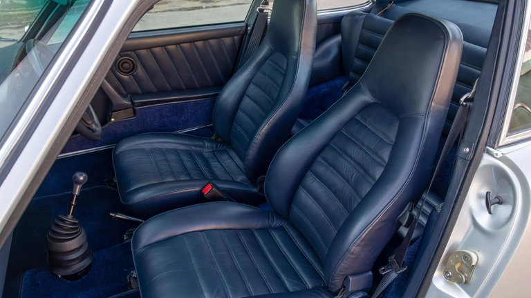 Porsche 911 Carrera 3.0