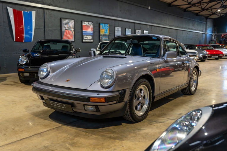 Porsche 911 Carrera 3.2