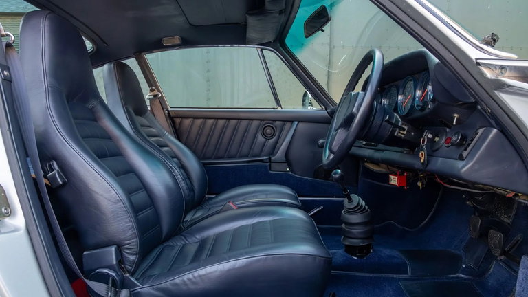 Porsche 911 Carrera 3.0