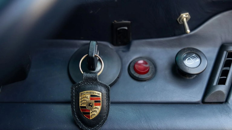 Porsche 911 Carrera 3.0
