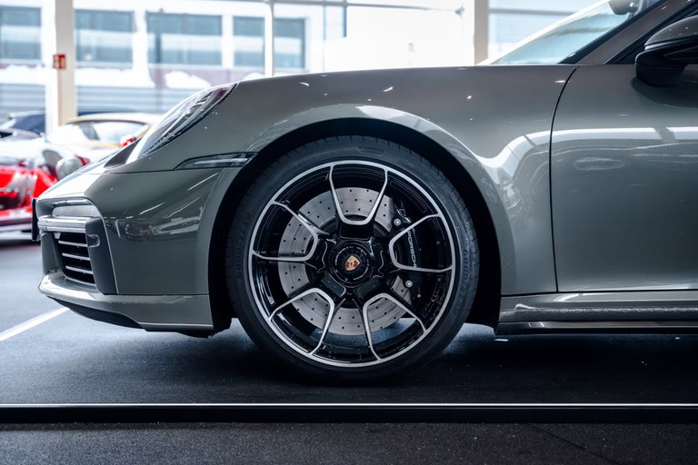 Porsche 992 Turbo