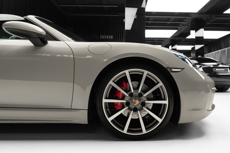 Porsche 718 Boxster S