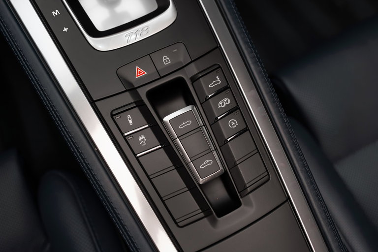 Porsche 718 Boxster S