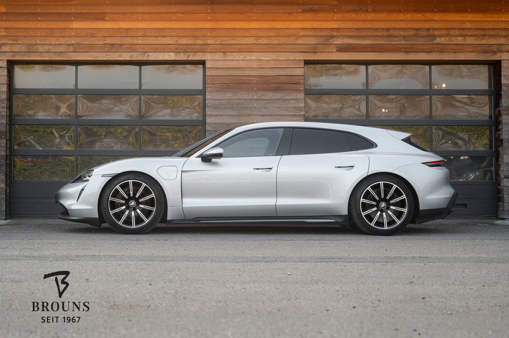 Porsche Taycan Sport Turismo