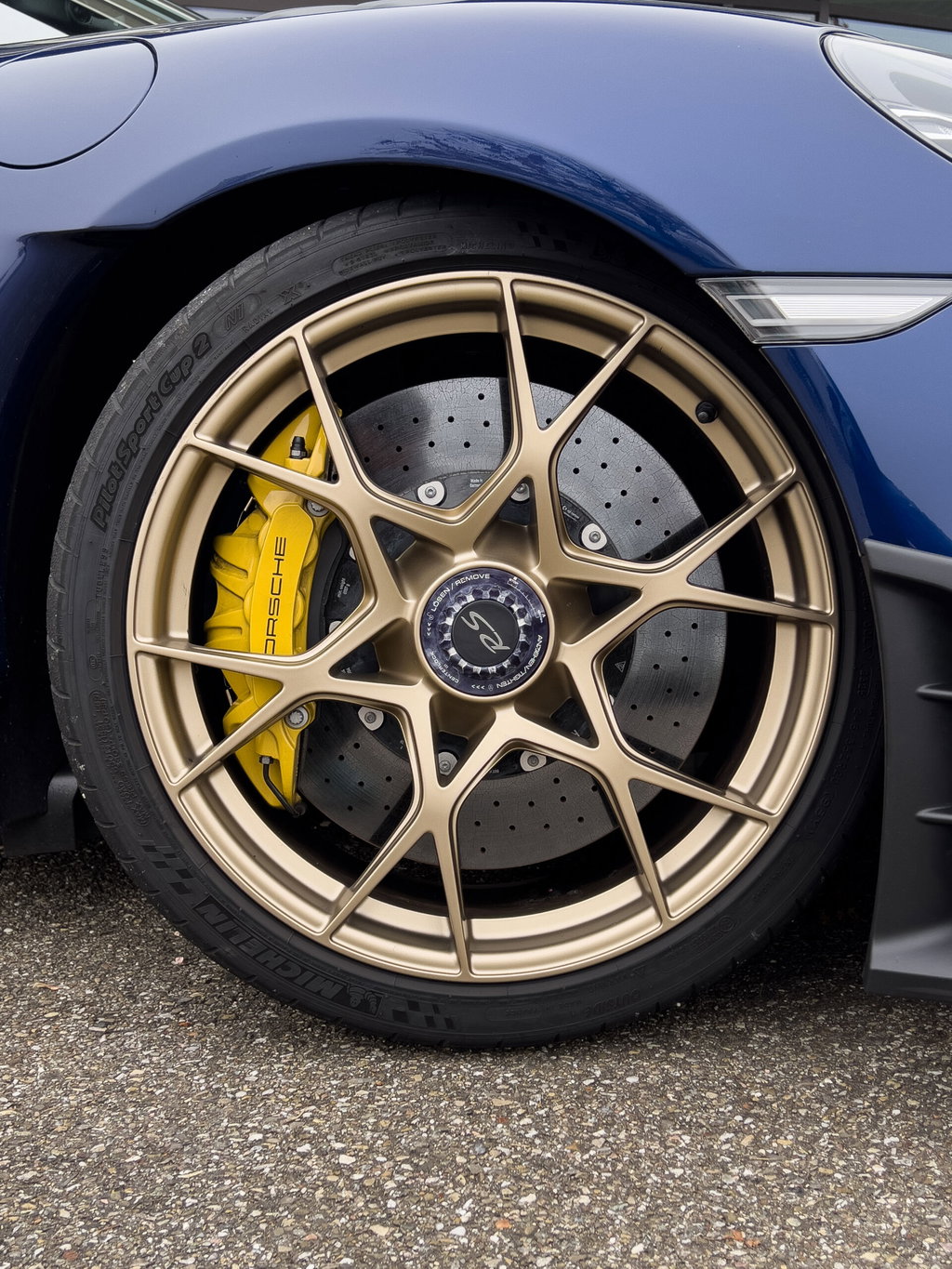 Porsche 718 Cayman GT4 RS