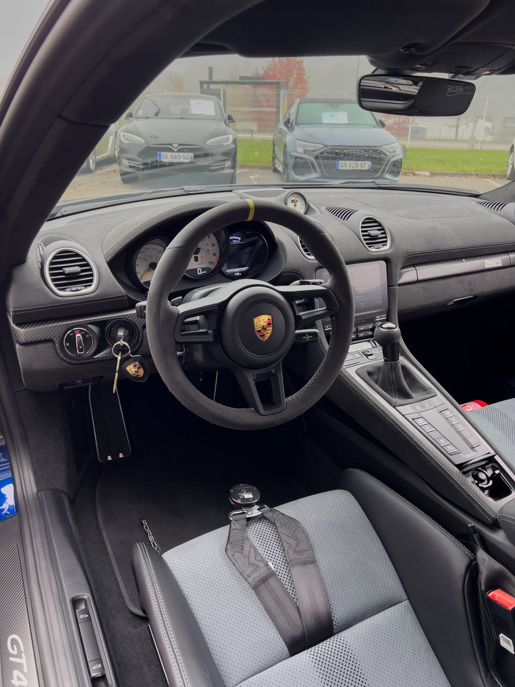 Porsche 718 Cayman GT4 RS
