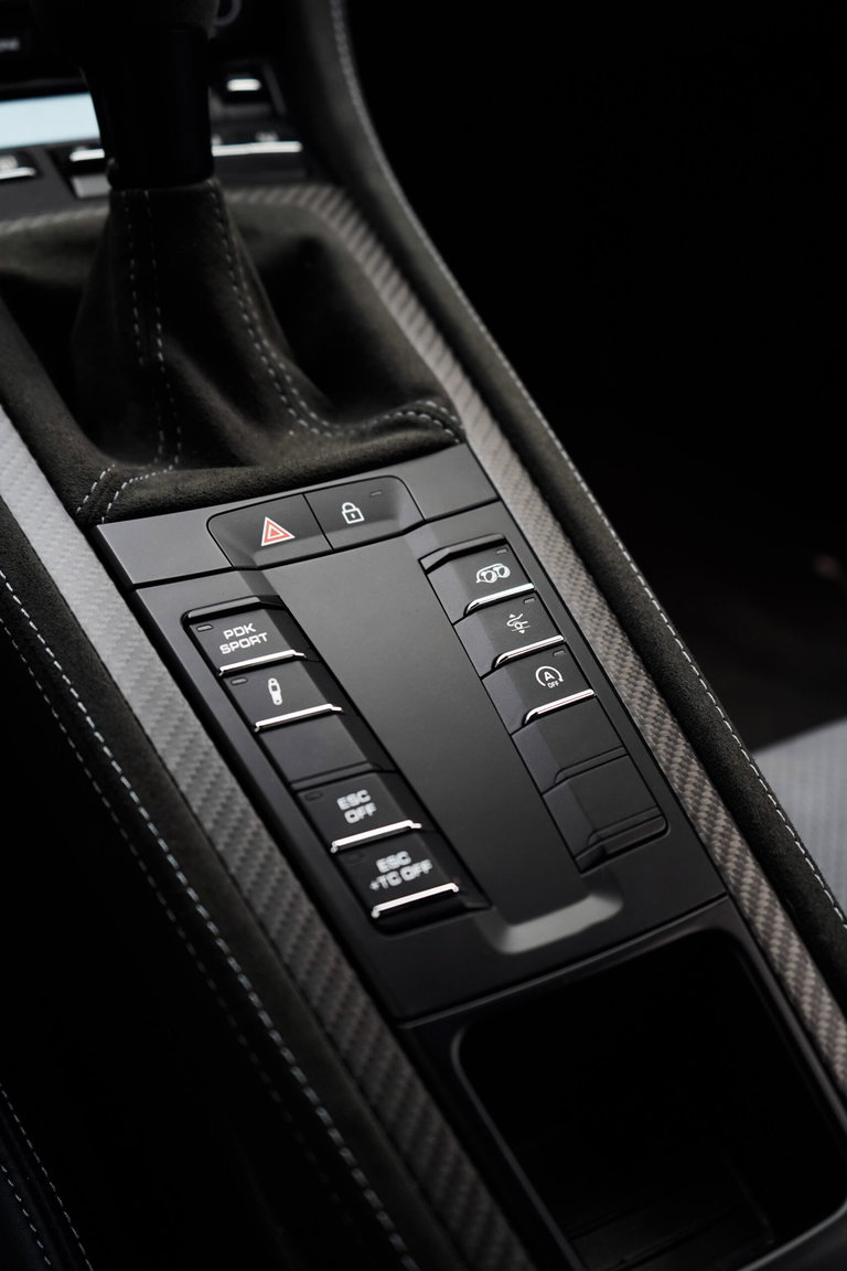 Porsche 718 Cayman GT4 RS