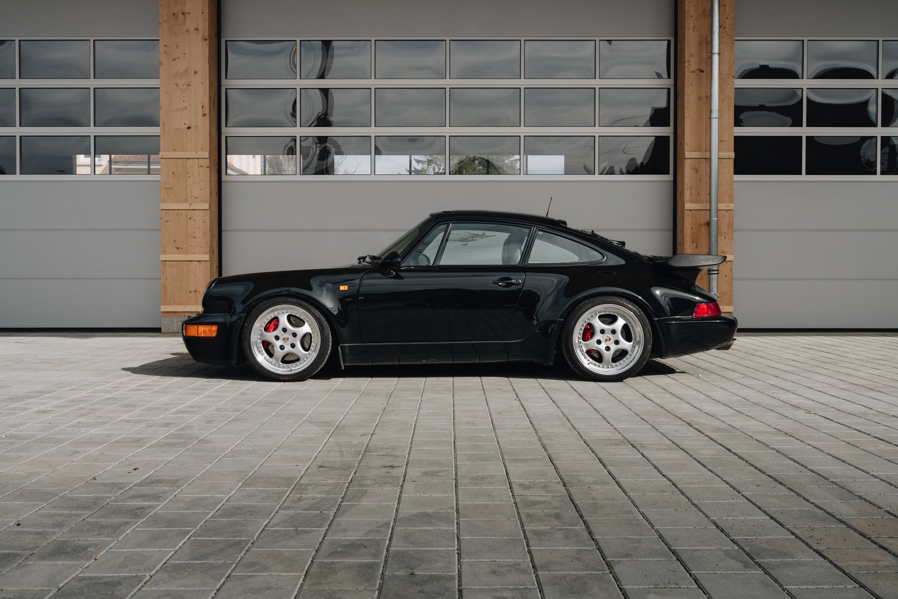 Porsche 964 Turbo 3.6 1993 - elferspot.com - Marketplace for