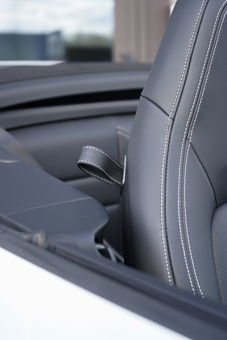 Porsche 992 Carrera 4