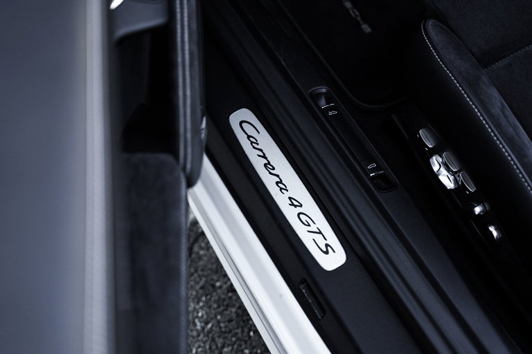 Porsche 991.2 Carrera 4 GTS