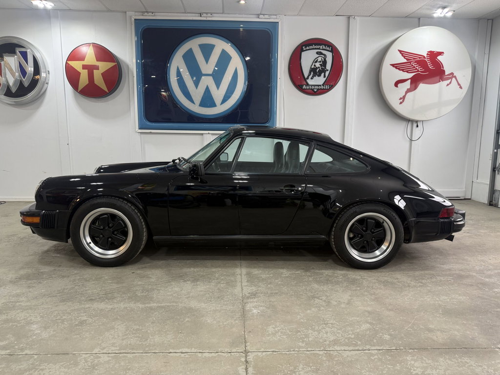 Porsche 911 Carrera 3.2