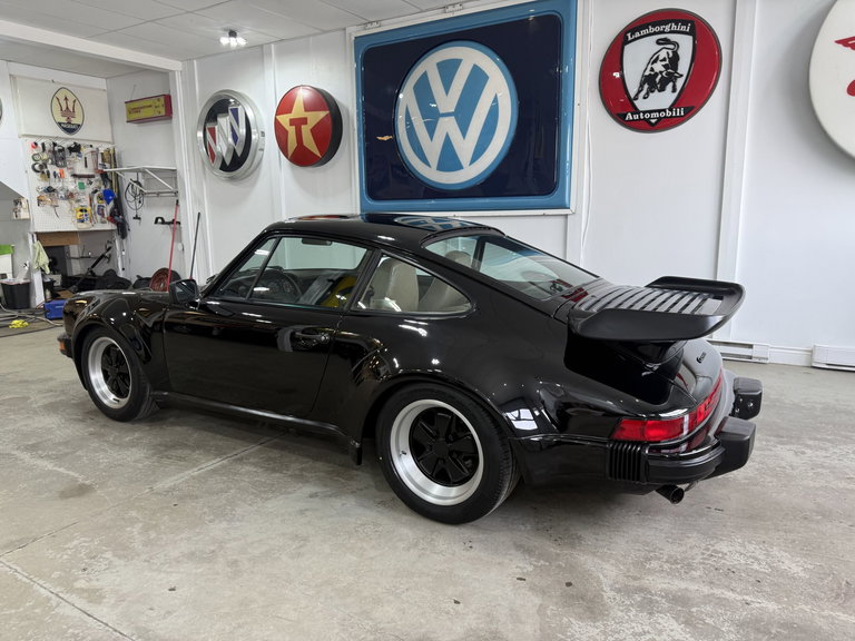 Porsche 911 Carrera 3.2 WTL
