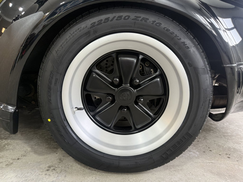 Porsche 911 Carrera 3.2 WTL