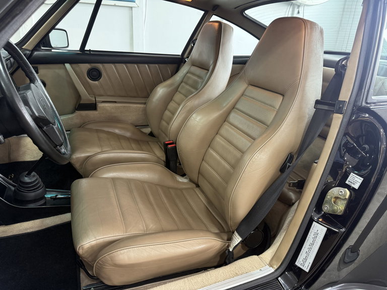 Porsche 911 Carrera 3.2 WTL