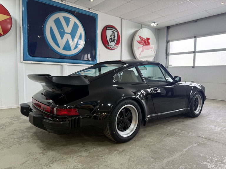 Porsche 911 Carrera 3.2 WTL