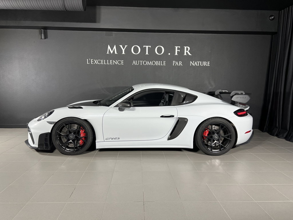 Porsche 718 Cayman GT4 RS