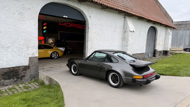 Porsche 911 Carrera 3.2