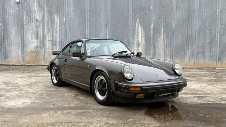 Porsche 911 Carrera 3.2