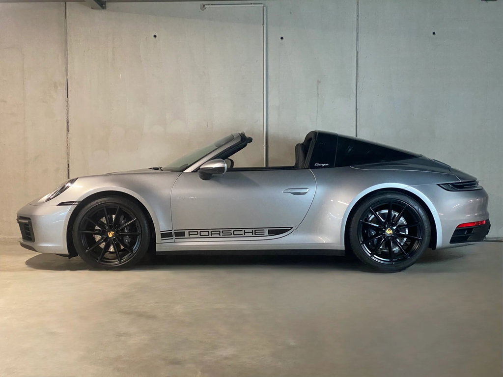 Porsche 992 Targa 4