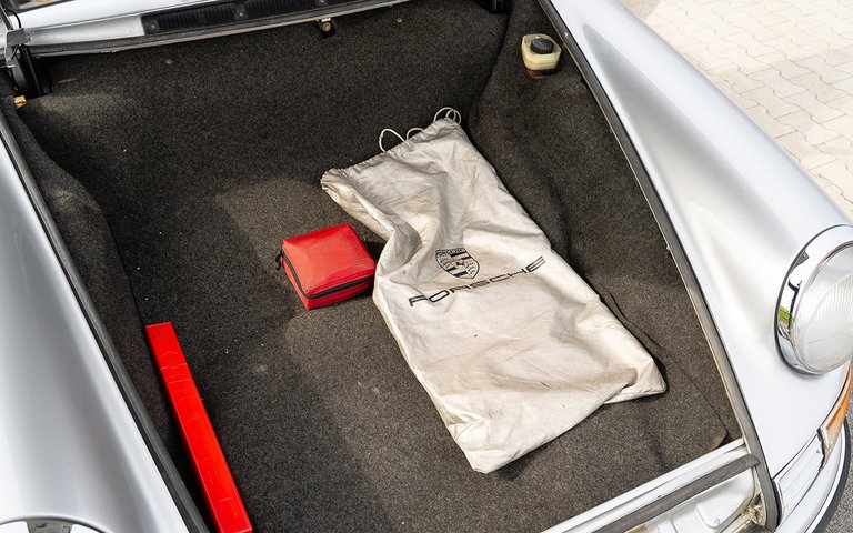 Porsche 911 S (F-Modell)