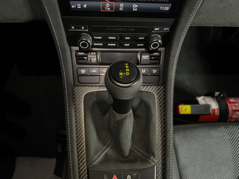 Porsche 718 Cayman GT4 RS