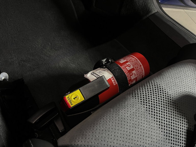 Porsche 718 Cayman GT4 RS