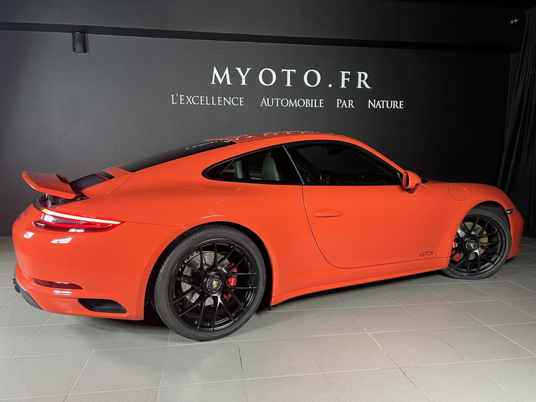 Porsche 991.2 Carrera GTS