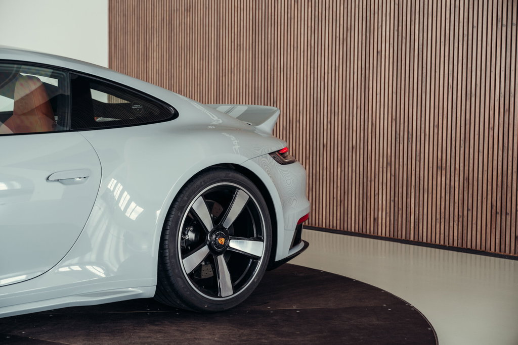 Porsche 992 Sport Classic
