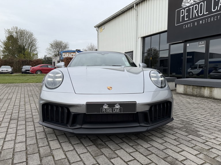 Porsche 992.2 Carrera 4 GTS