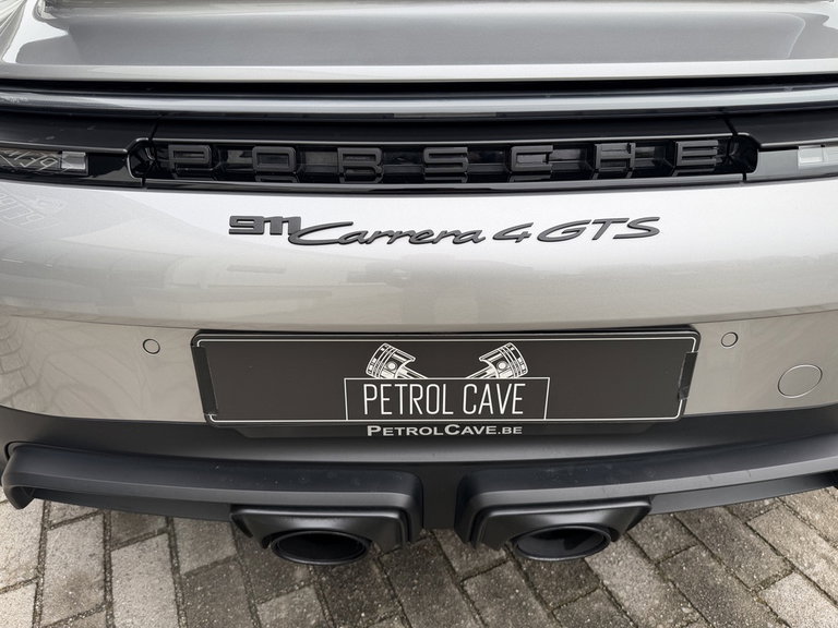 Porsche 992.2 Carrera 4 GTS